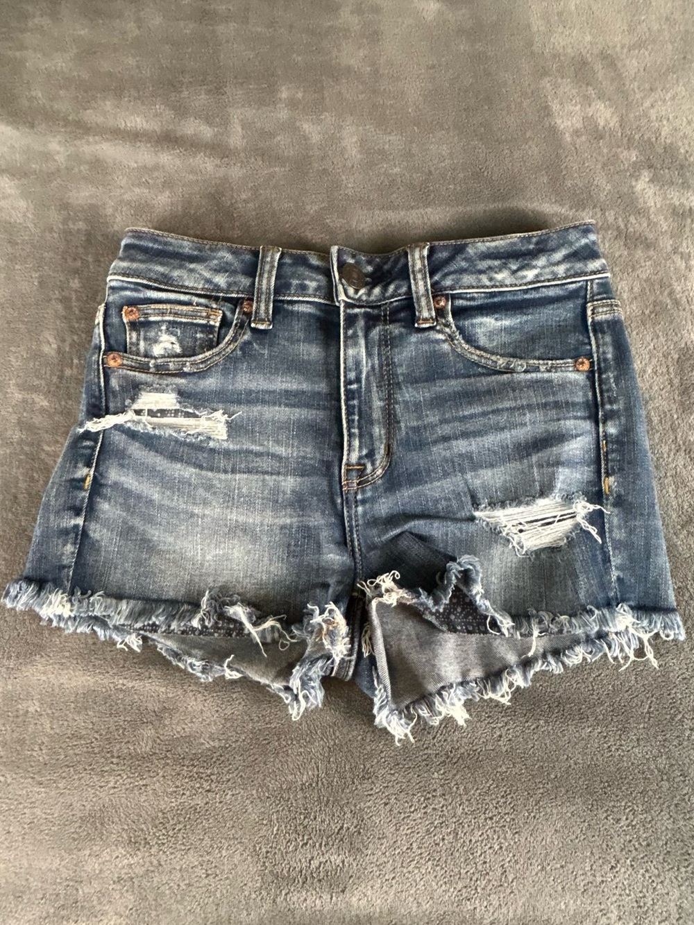 American Eagle Hi Rise Shortie Jean Shorts Size 4 Blue Cut Off Distressed EUC